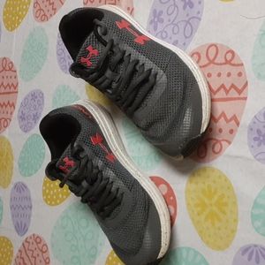 Boys Under Armour shoe's